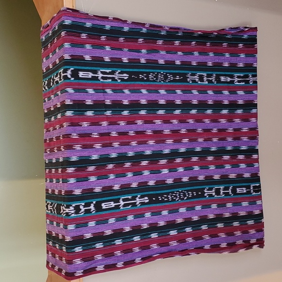 Woven shawl - Picture 2 of 6